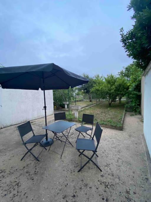 Appartement Avec Garage Et Terrasse Bourges Exterior foto